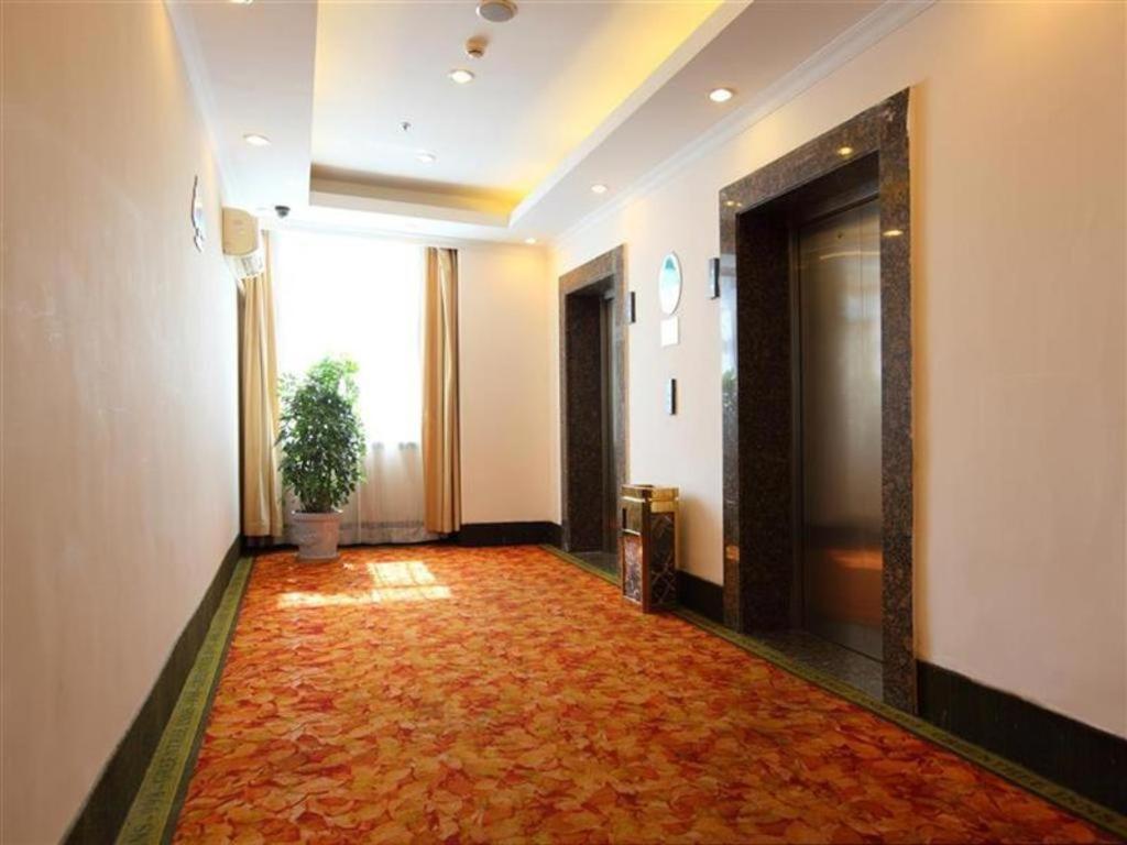 Vx Hotel Shanghai Yixian Road Dabaishu Exterior foto